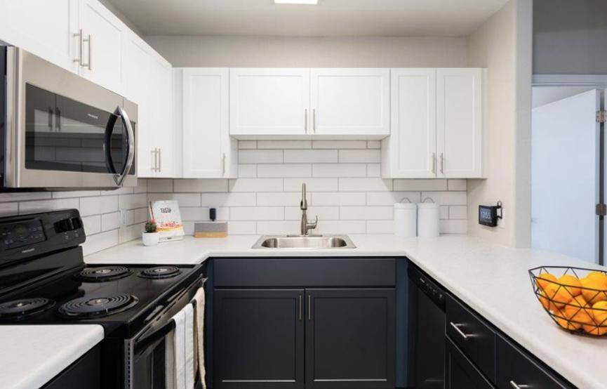 Apartment for rent at Avante, 6161 W McDowell Rd, Phoenix, AZ 85035