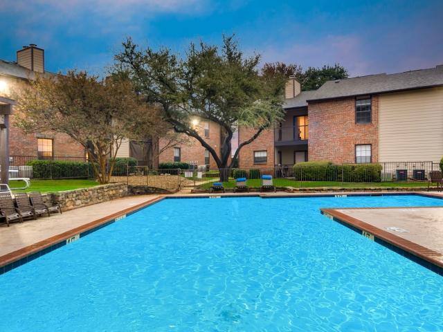 Apartment for rent at 5401 Independence Parkway, Plano, TX 75023