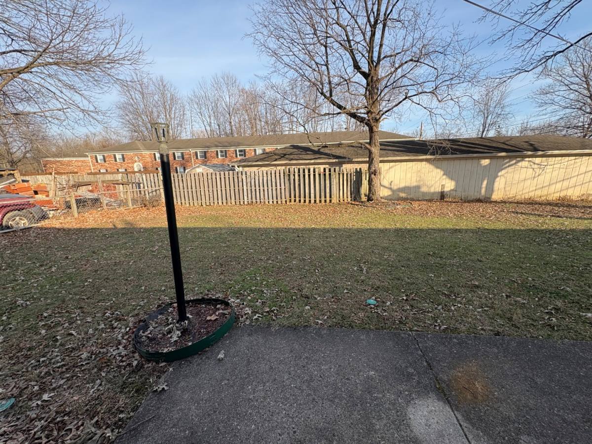 Apartment for rent at 7525 Ditch Rd, Indianapolis, IN 46260