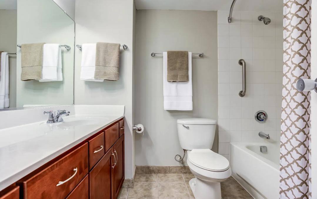 Apartment for rent at 200 W 60th St, Westmont, IL 60559