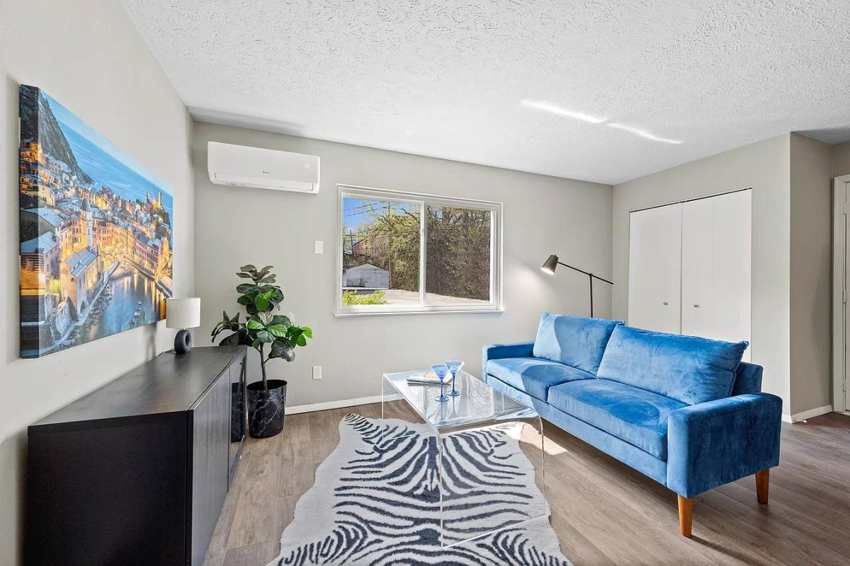 Apartment for rent at North Shore Condominiums, 10524-10532 Clifton Blvd, Cleveland, OH 44102