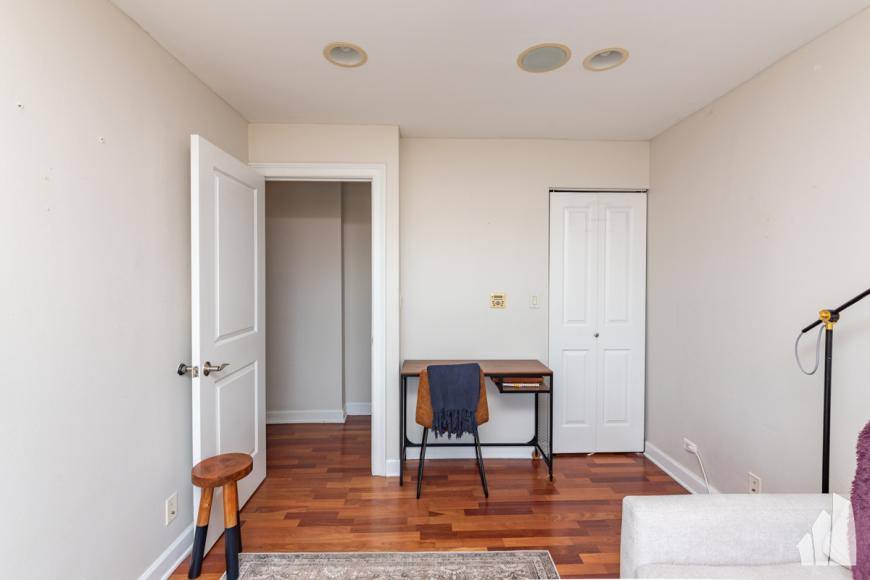 Apartment for rent at 3900 N Pine Grove Ave, Chicago, IL 60613