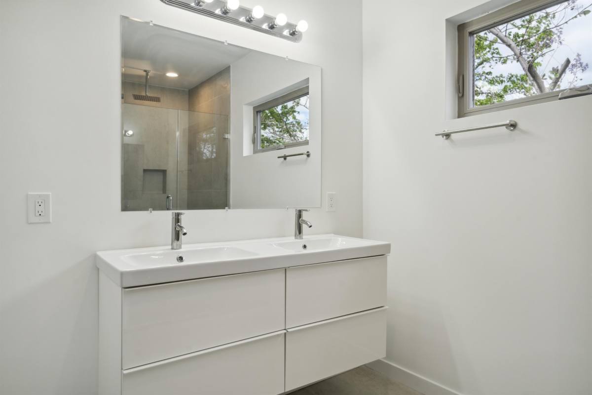 House for rent at 3927 Olive St, Philadelphia, PA 19104