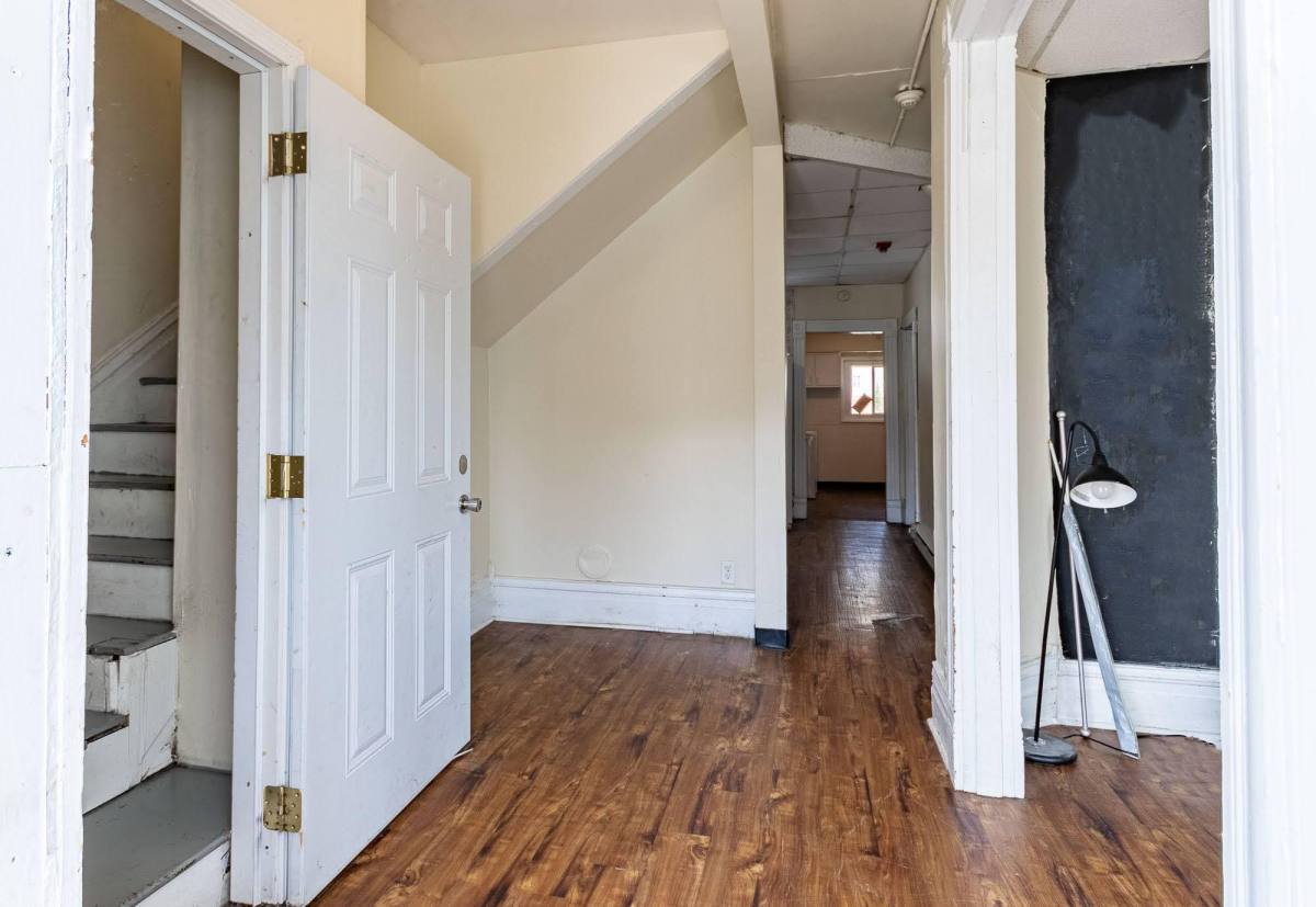 House for rent at 385 Forest Ave, Morgantown, WV 26505