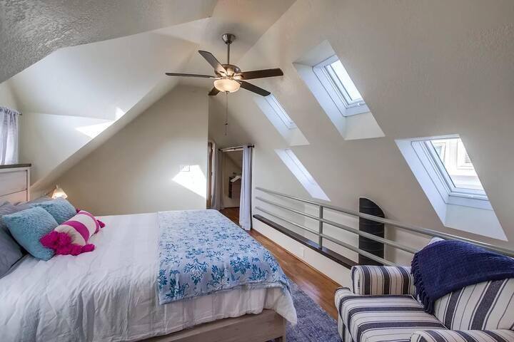House for rent at 815 Salem Court, San Diego, CA 92109