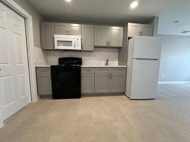 Apartment for rent at 3517 Windsor Ave, West Palm Beach, FL 33407