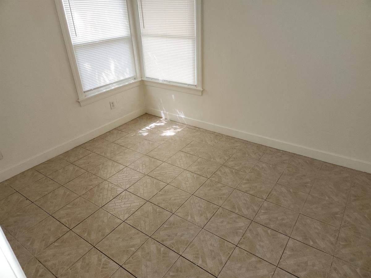 House for rent at Melrose, 955 28th St N, Saint Petersburg, FL 33713