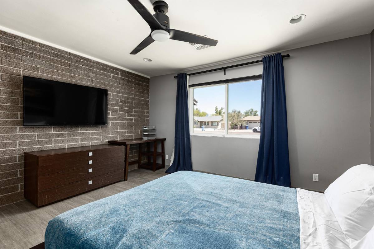 House for rent at 1624 S Parkside Dr, Tempe, AZ 85281
