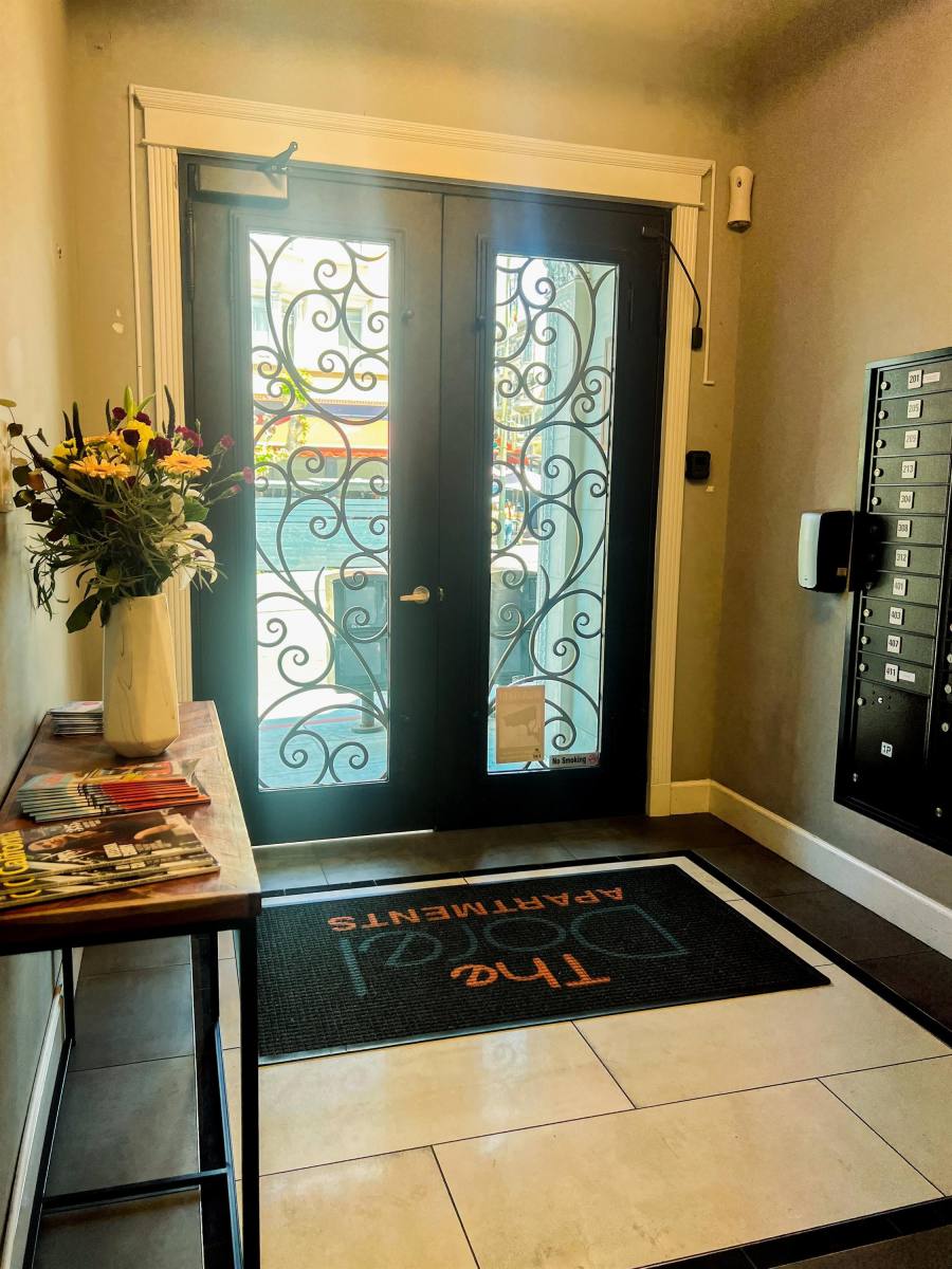 Apartment for rent at 1507 California St #213, San Francisco, CA 94109