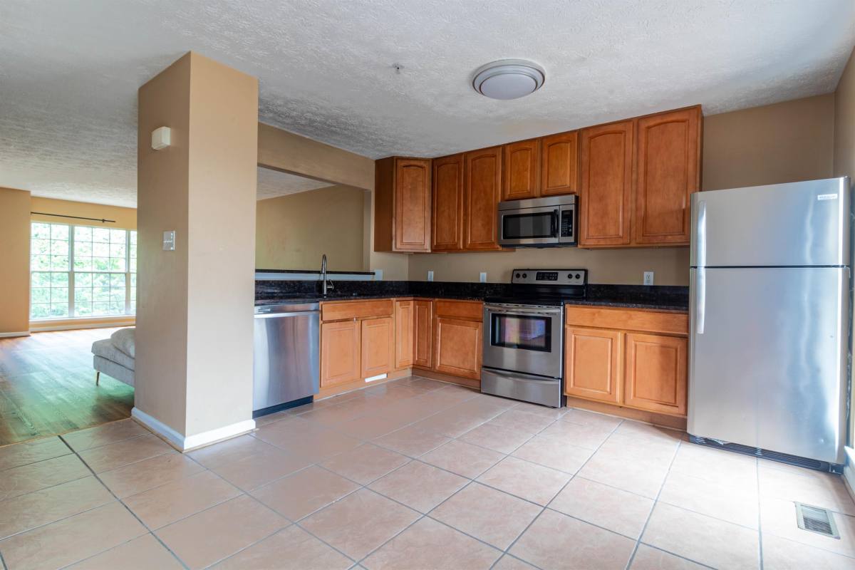 Townhouse for rent at Lakewood Estates, 12344 Sweetbriar Place #1, Waldorf, MD 20602