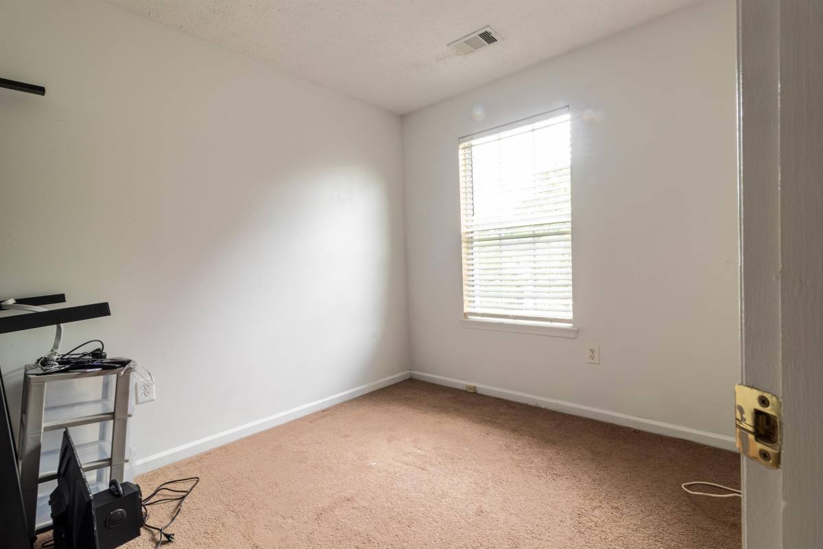 Townhouse for rent at Lakewood Estates, 12344 Sweetbriar Place #1, Waldorf, MD 20602