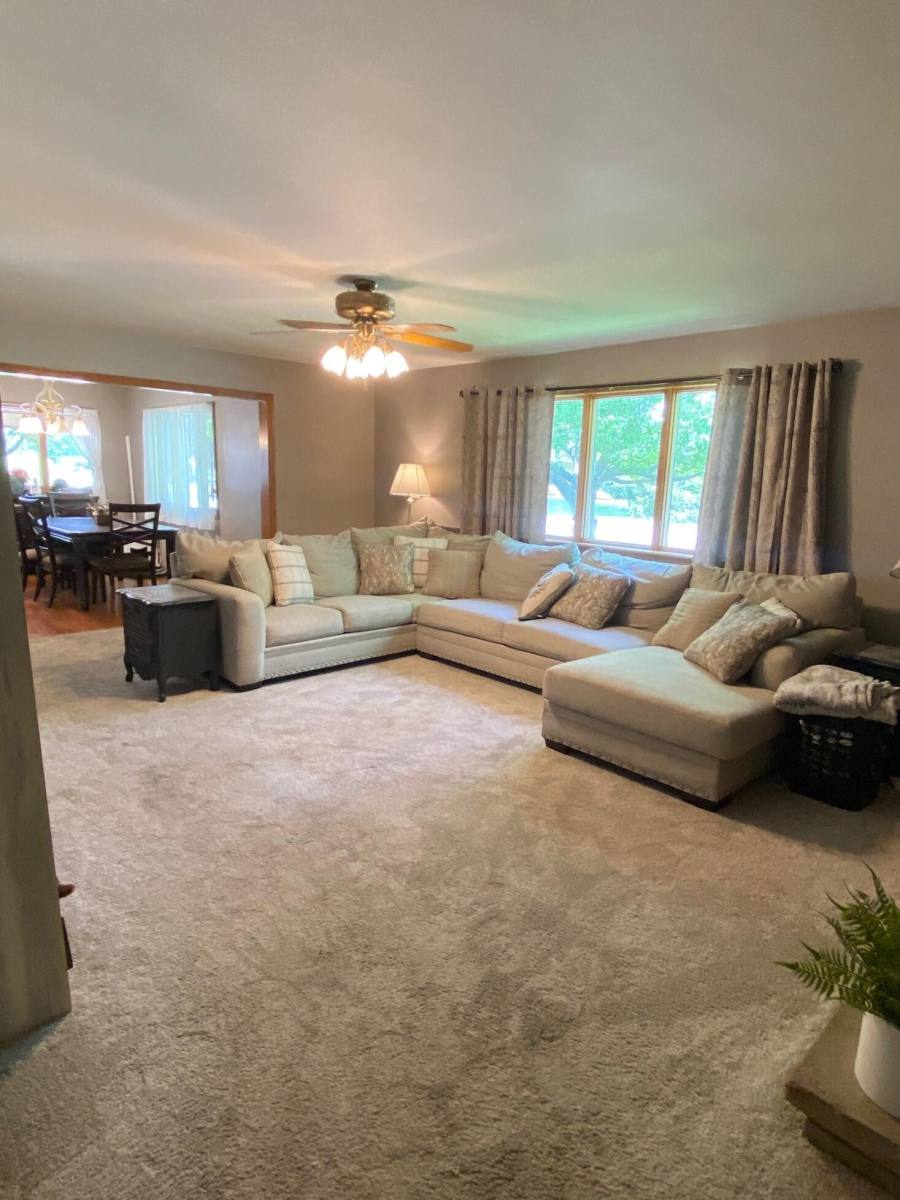 House for rent at Bonnie Acres, 208 Glynn Rd, Plano, IL 60545