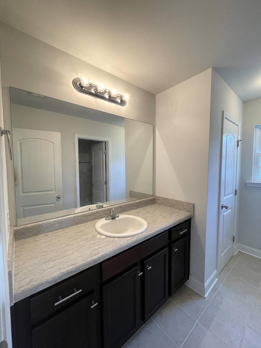 Townhouse for rent at 432 Governor Treutlen Circle, Pooler, GA 31322
