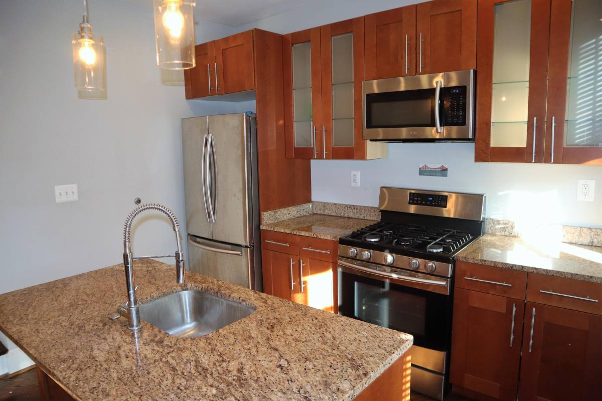 Apartment for rent at Connecticut Avenue K Street, 2213 Washington Circle NW, Washington, DC 20037