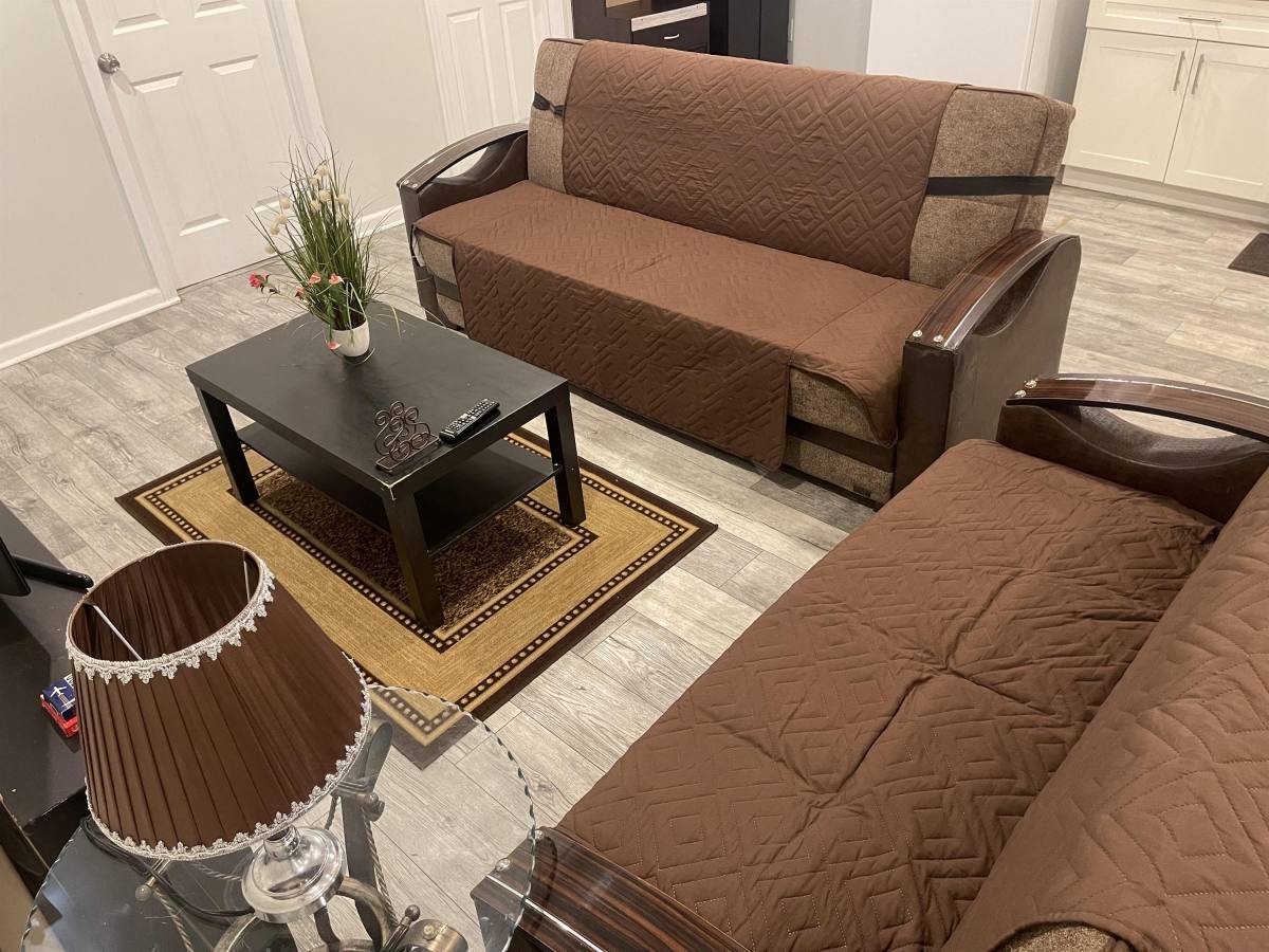 Apartment for rent at 15 Seymour Ave, Newark, NJ 07108