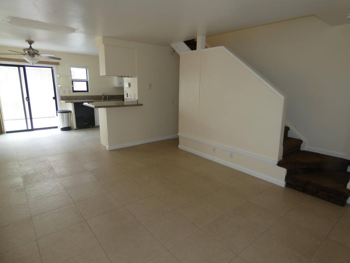 Townhouse for rent at Canyon Rim at Clairemont Mesa, 2732 Ariane Dr #61, San Diego, CA 92117