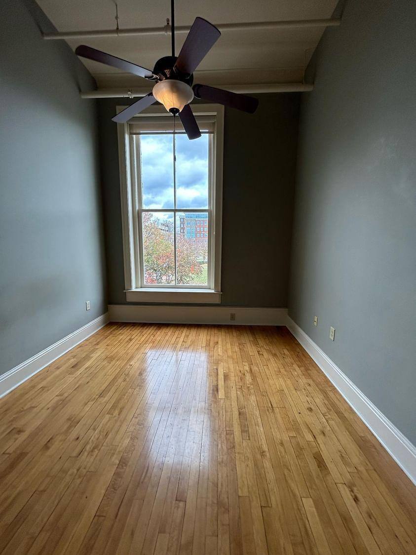 Apartment for rent at 370 Cherry St, Macon, GA 31201