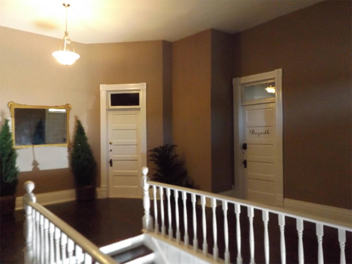Apartment for rent at 208 1 2 E Oklahoma Ave, Guthrie, OK 73044