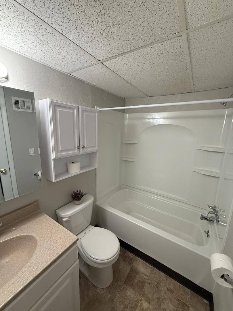 Apartment for rent at Wellington Square, 3910-3950 Old William Penn Highway, Pittsburgh, PA 15235