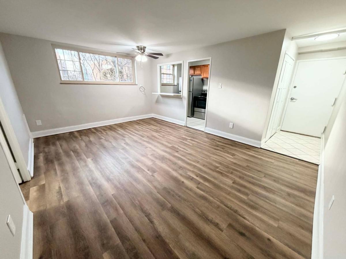 Apartment for rent at Regency Court, 6005 Fifth Ave, Pittsburgh, PA 15232