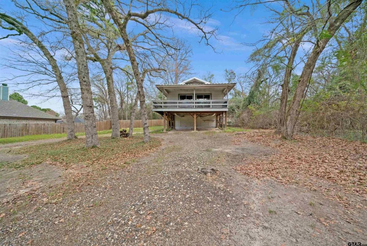 House for rent at Hide a Way Bay, 20973 Lakeview Dr, Flint, TX 75762