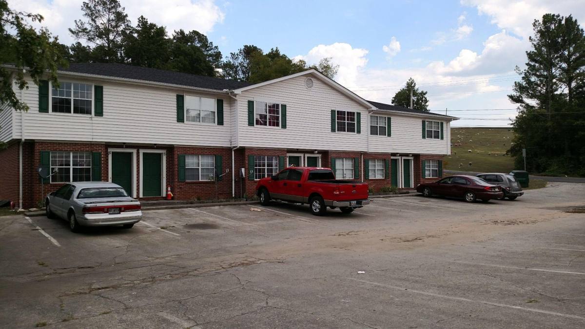 Townhouse for rent at Scenic Valley Apartment, 914 & 916 W Crawford St #914-6, Dalton, GA 30720