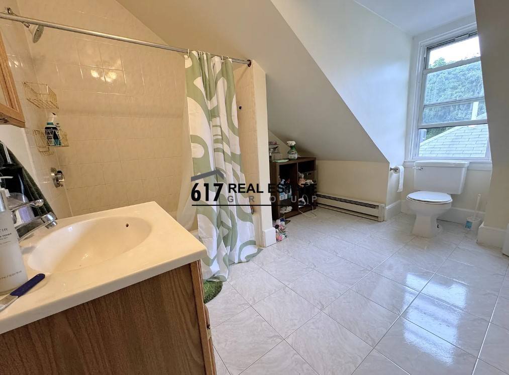Apartment for rent at 216 Freeman St #2, Brookline, MA 02446