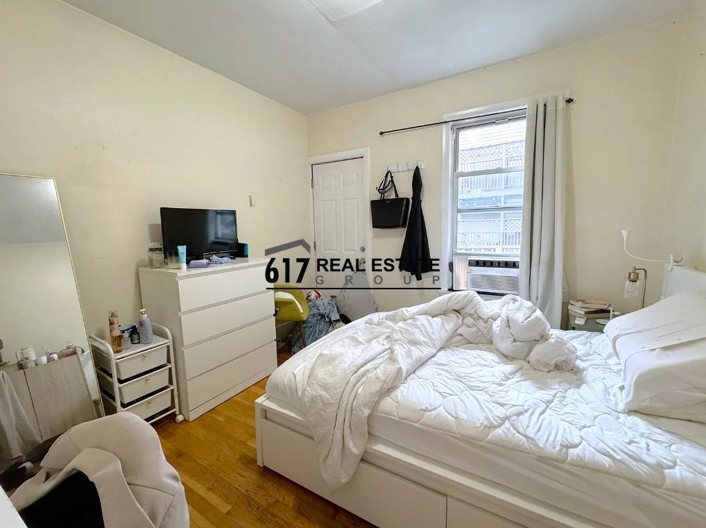 Apartment for rent at 216 Freeman St #2, Brookline, MA 02446