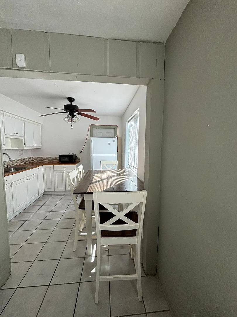 House for rent at 6420 Oak St, Hollywood, FL 33024