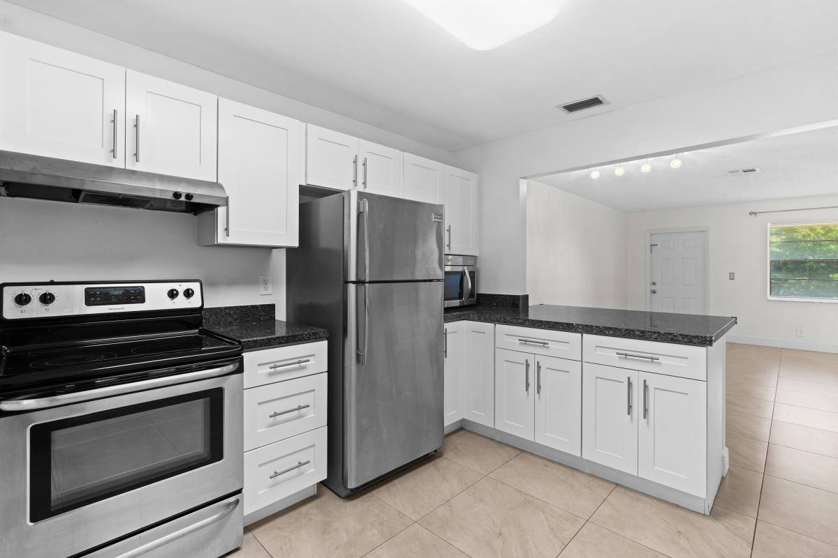 Apartment for rent at 1515 N Federal Highway 6, Lake Worth Beach, FL 33460