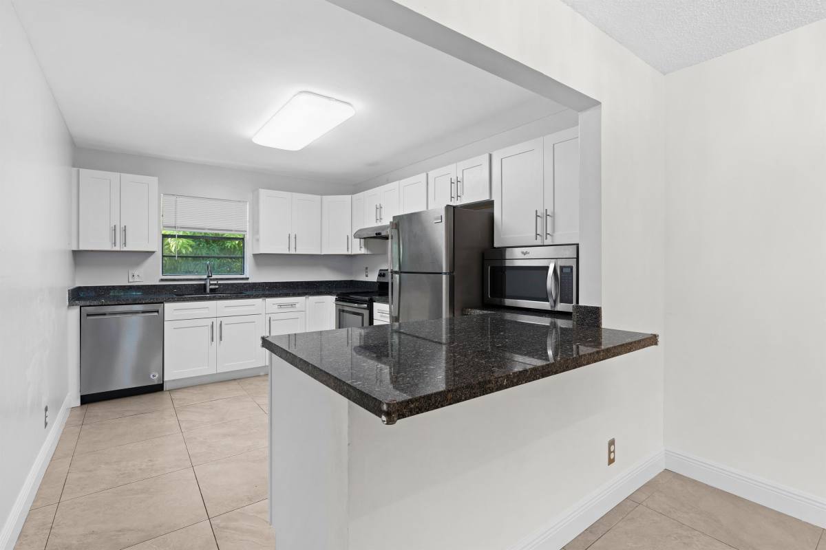 Apartment for rent at 1515 N Federal Highway 6, Lake Worth Beach, FL 33460