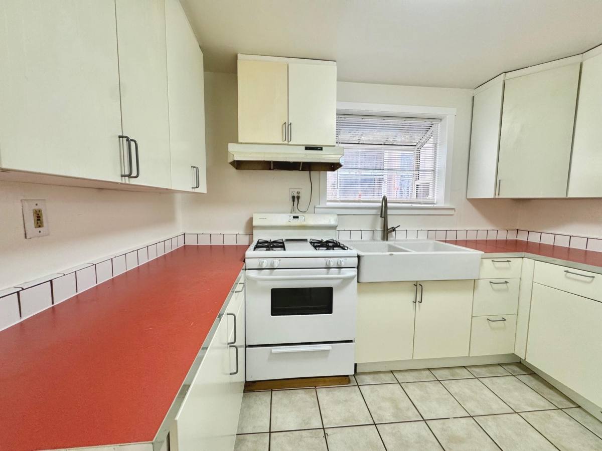 Apartment for rent at Central Park, 3110 Martin Luther King Jr Way #A, Berkeley, CA 94703