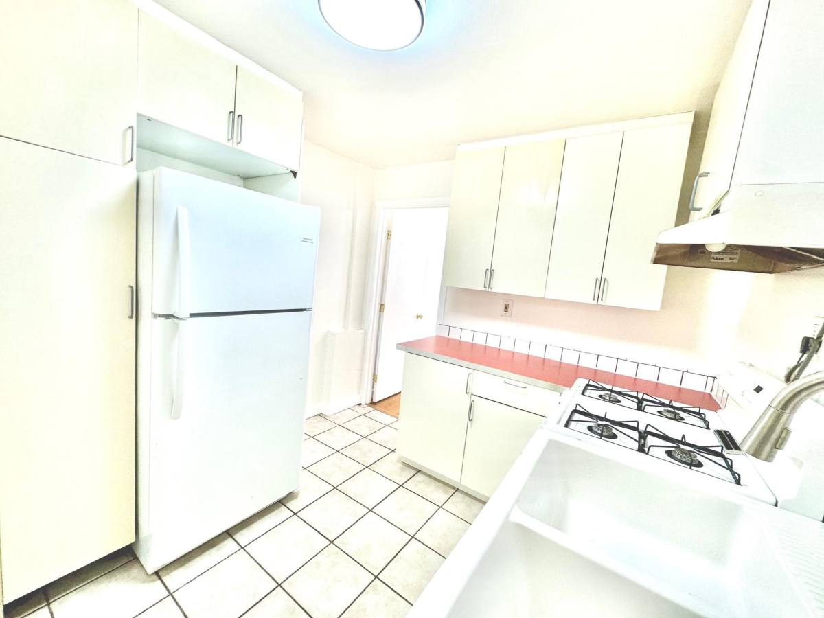 Apartment for rent at Central Park, 3110 Martin Luther King Jr Way #A, Berkeley, CA 94703
