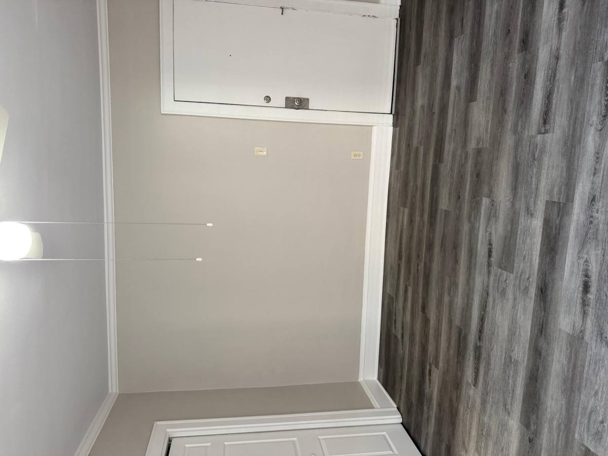 Apartment for rent at 1310 W 116th St #15, Cleveland, OH 44102