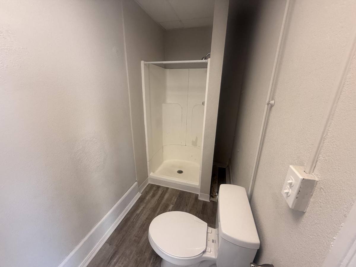 Apartment for rent at 106 Delaware Ave, Olyphant, PA 18447