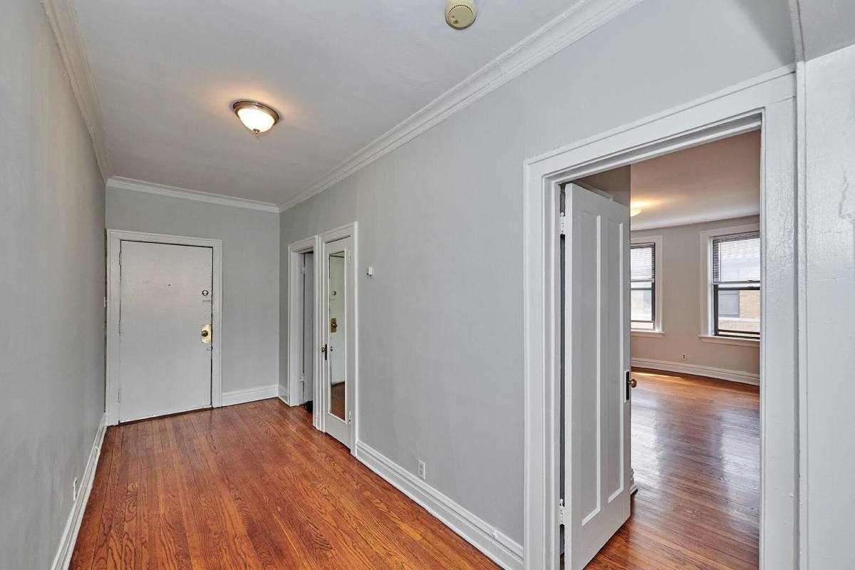 Apartment for rent at 5453 S Everett #3A, Chicago, IL 60615