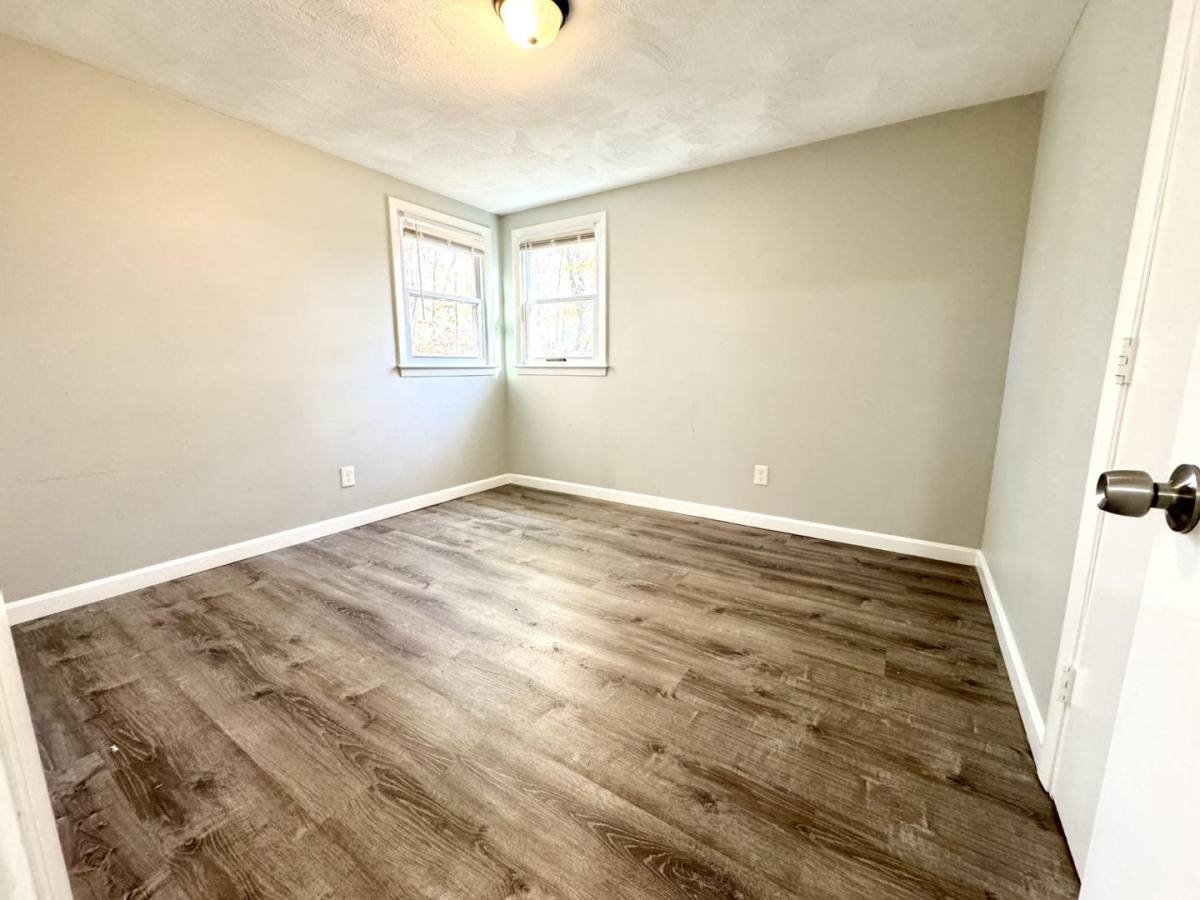 Apartment for rent at 8 Lanesboro Rd #2, Worcester, MA 01606