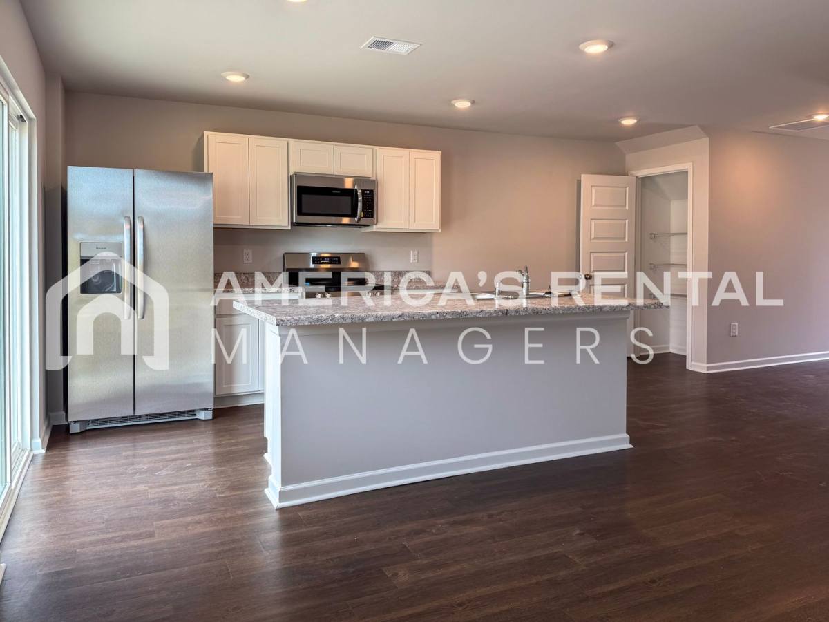Townhouse for rent at 106 River Grass Dr, Lincoln, AL 35096