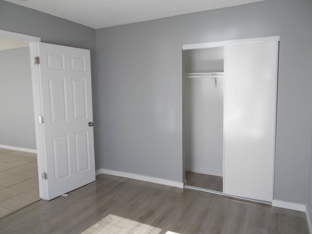 Townhouse for rent at 4521 Via Torino, Las Vegas, NV 89103