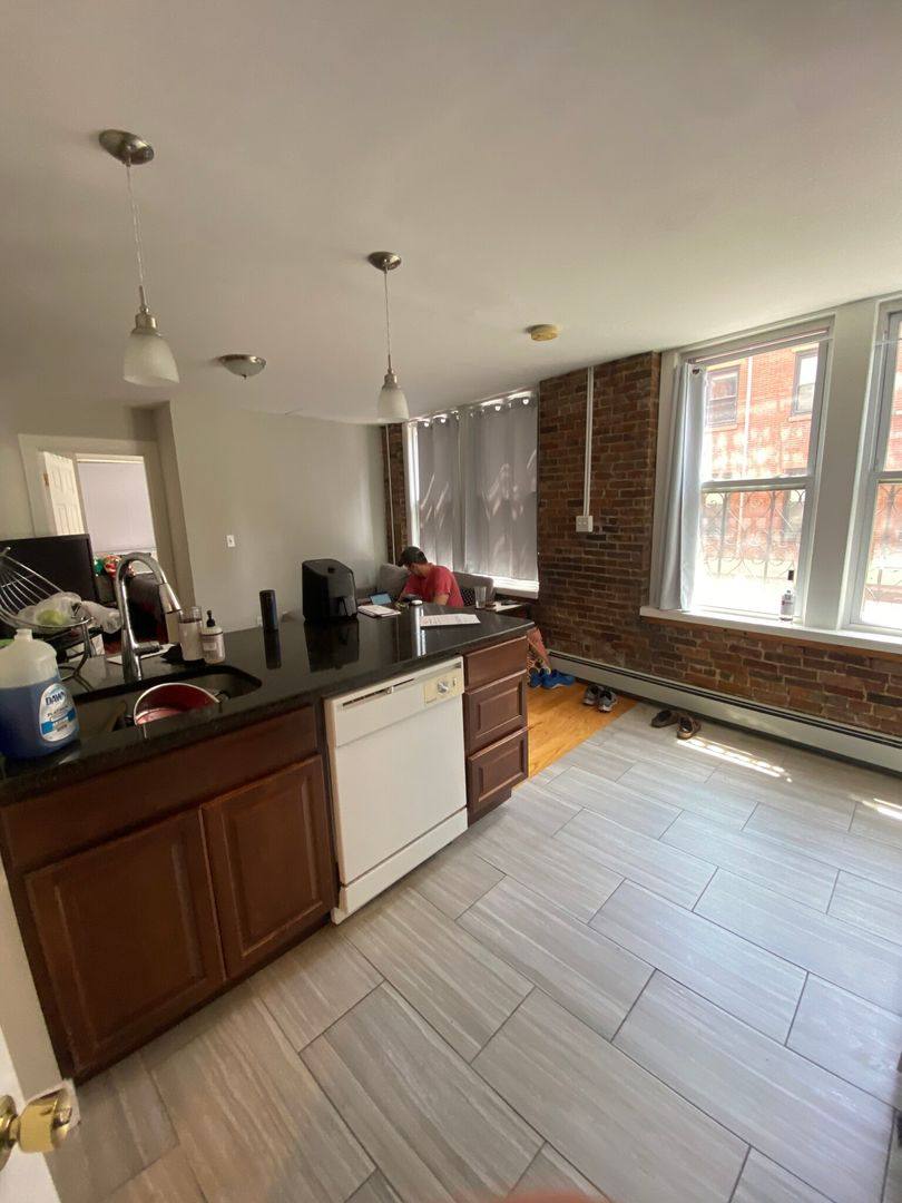 Apartment for rent at 28 Fleet St #27, Boston, MA 02113