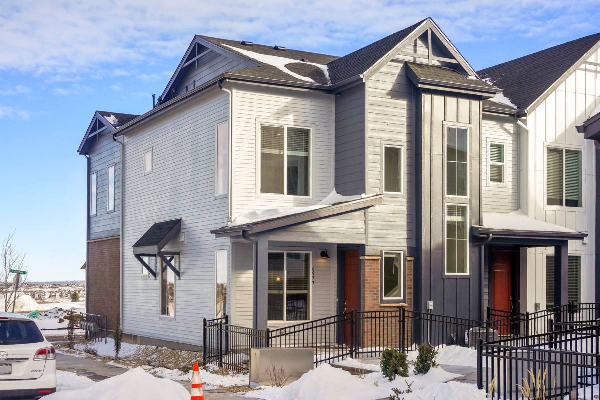 Townhouse for rent at 6977 Huddersfield Lane, Castle Rock, CO 80108