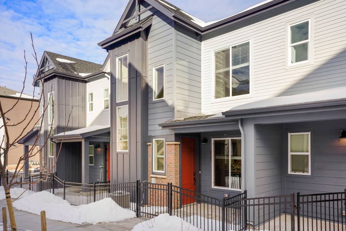 Townhouse for rent at 6977 Huddersfield Lane, Castle Rock, CO 80108