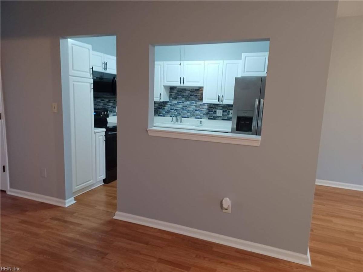 House for rent at 1332 Lake Dr, Newport News, VA 23606