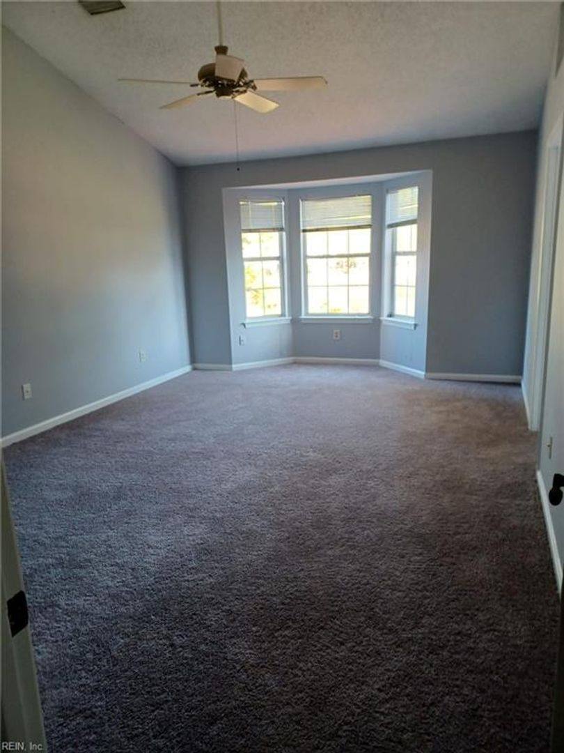 House for rent at 1332 Lake Dr, Newport News, VA 23606