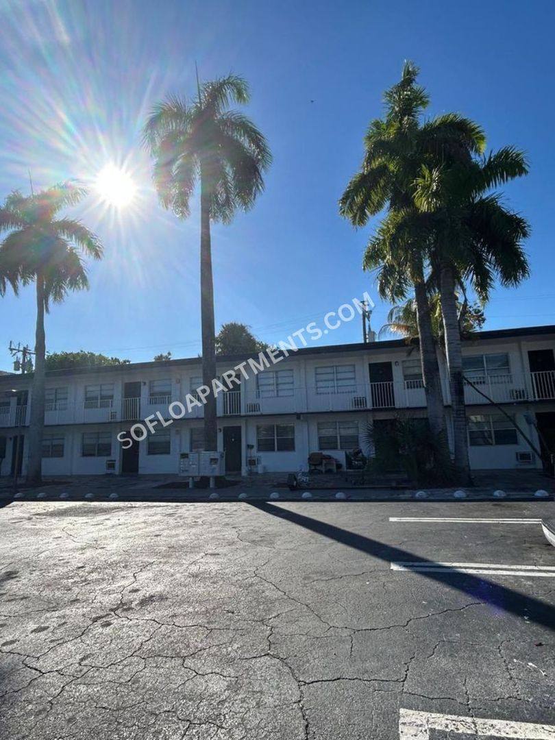 Apartment for rent at 123 Erie St, Lake Worth, FL 33461