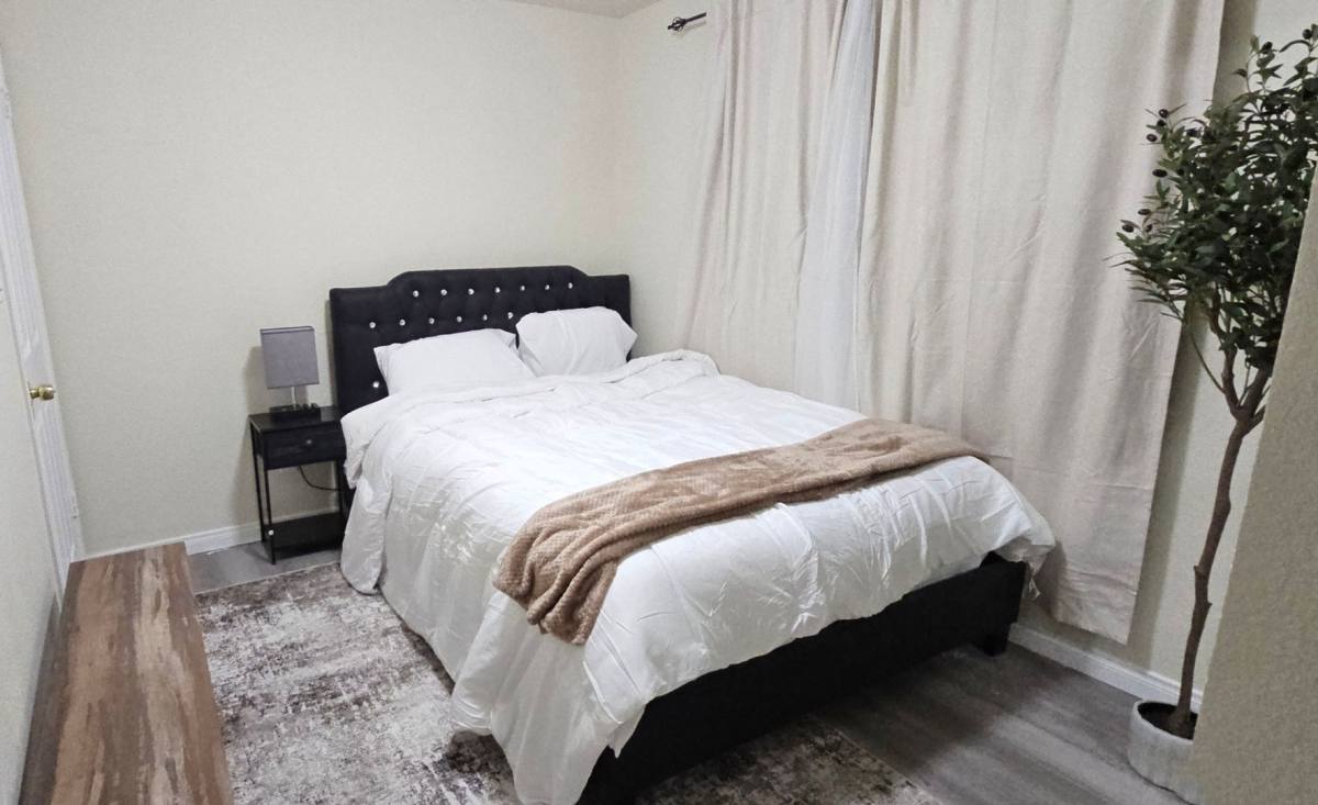 House for rent at 538 W 97th St, Los Angeles, CA 90044