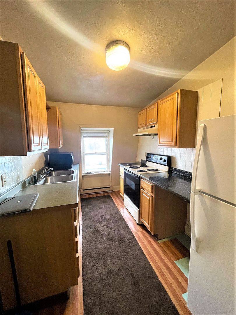 Apartment for rent at 219 W Water St, Middletown, PA 17057