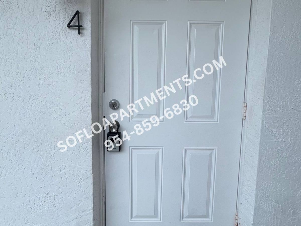 Apartment for rent at 701 SW 14th Ave, Fort Lauderdale, FL 33312