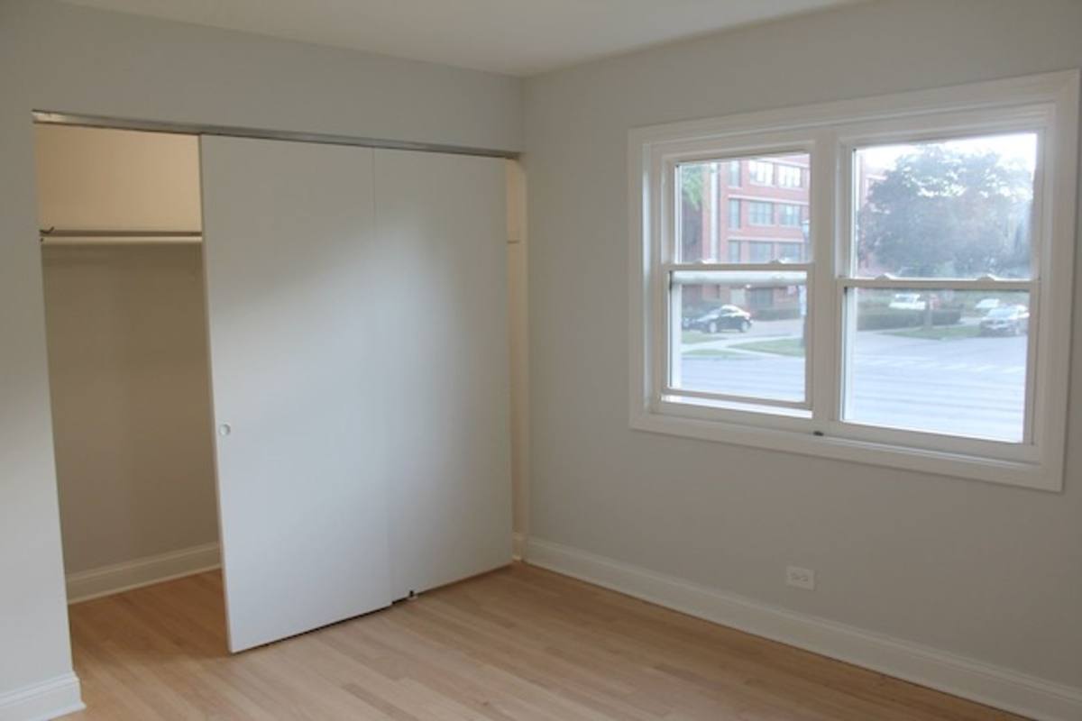 Apartment for rent at 419 Ridge Ave, Evanston, IL 60202
