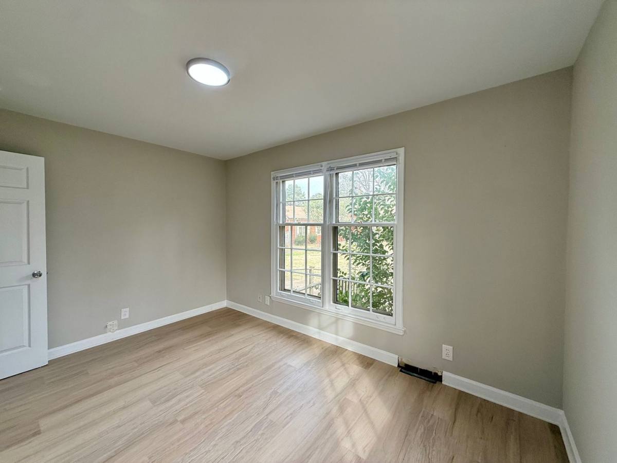 House for rent at 3819 Rosehaven Dr, Charlotte, NC 28205